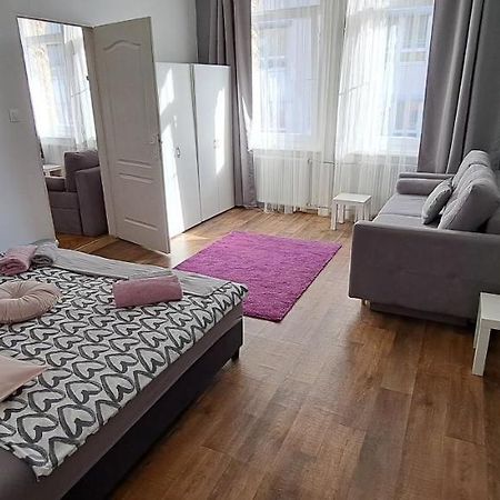 Sweet 16 Apartment In The Party District Budapeszt Zewnętrze zdjęcie