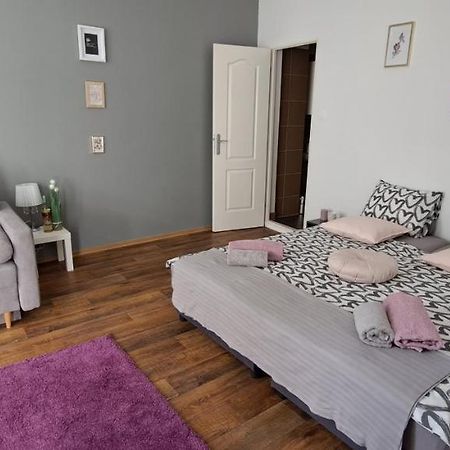 Sweet 16 Apartment In The Party District Budapeszt Zewnętrze zdjęcie