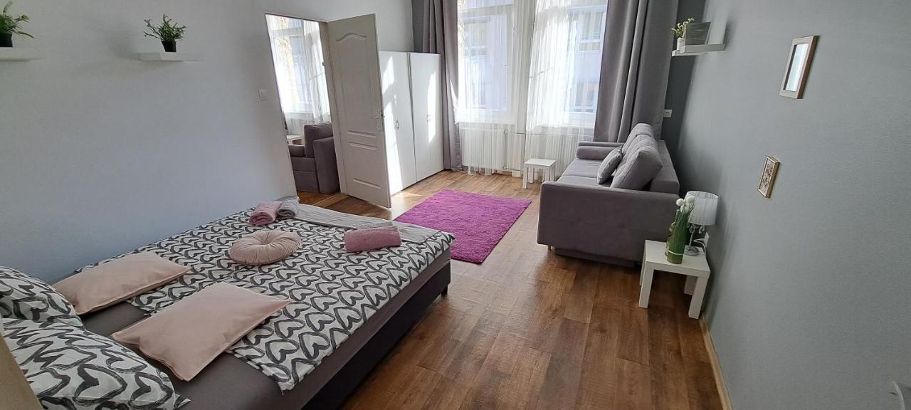 Sweet 16 Apartment In The Party District Budapeszt Zewnętrze zdjęcie