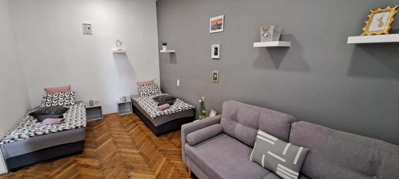Sweet 16 Apartment In The Party District Budapeszt Zewnętrze zdjęcie